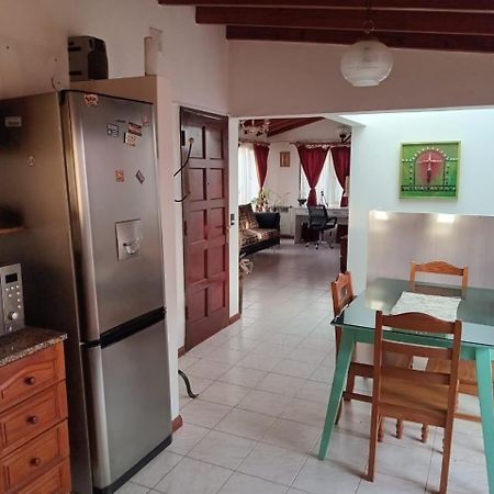 Para Toda La Familia Apartment Puerto Madryn Ngoại thất bức ảnh